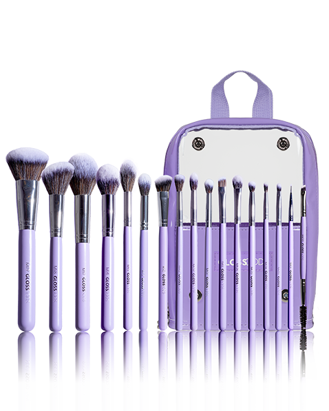 Brush_set_and_Bag_bg_kopiera.png