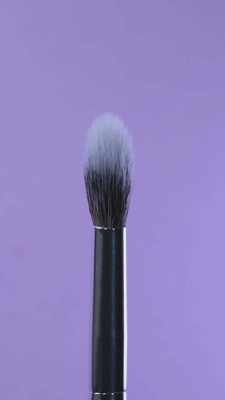 M09 Tapered Blending Brush