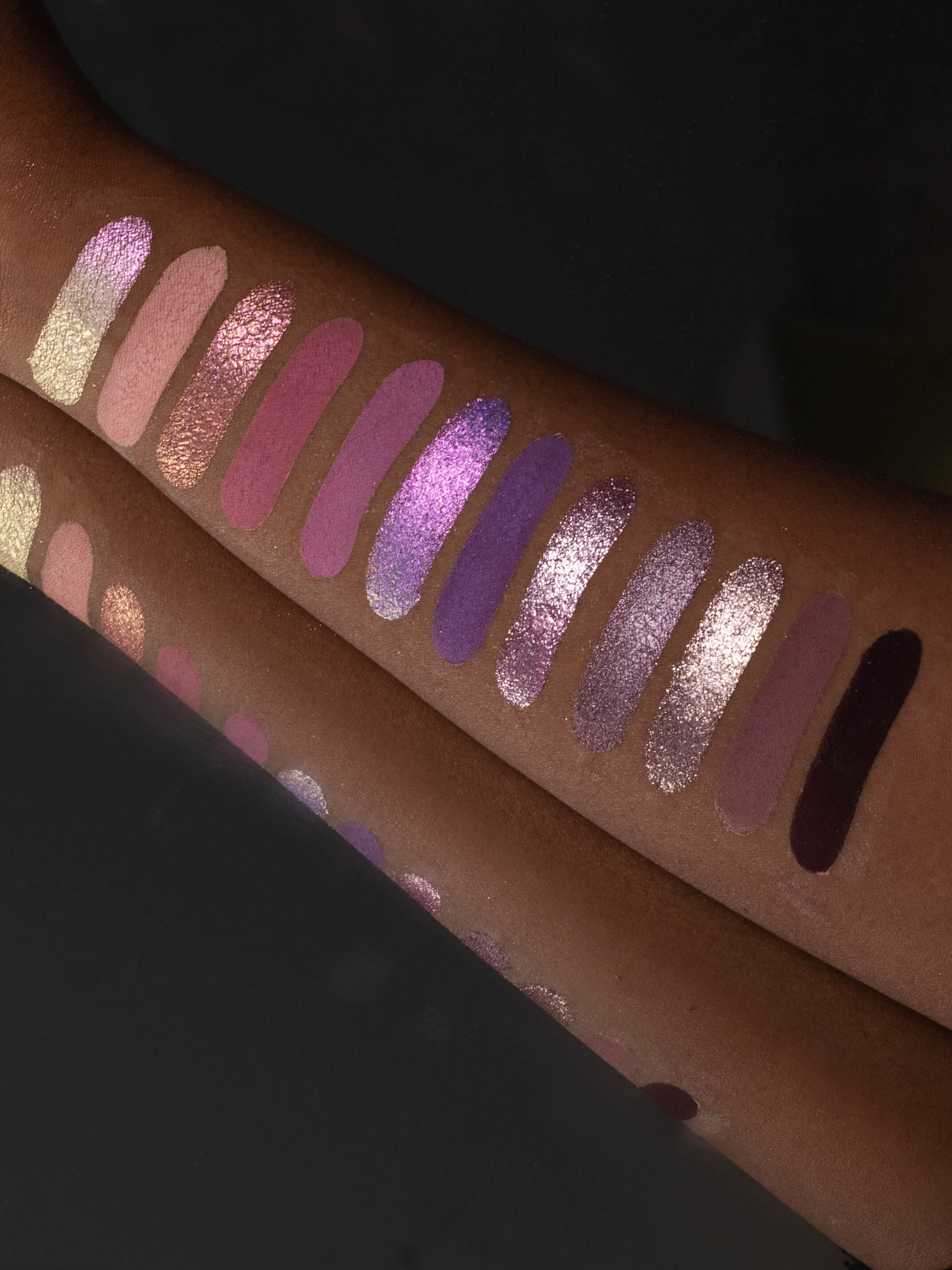 New-neutrals-remixed_effect-palette_vintageglam_purple_glossgods-cosmetics_swatch.jpg